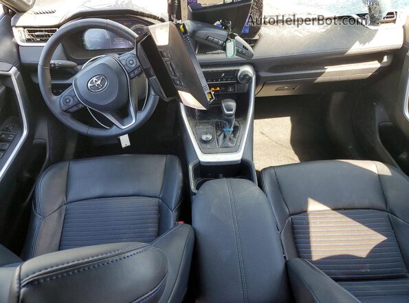 4T3E6RFV8PU122316 2023 TOYOTA RAV4 Gray Вид панелі приладів