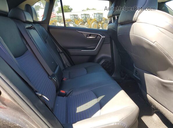 4T3E6RFV8PU122316 2023 TOYOTA RAV4 Gray Вид задніх сидінь