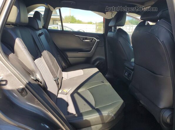4T3E6RFVXRU167633 2024 TOYOTA RAV4 Угольный Вид задней части салона