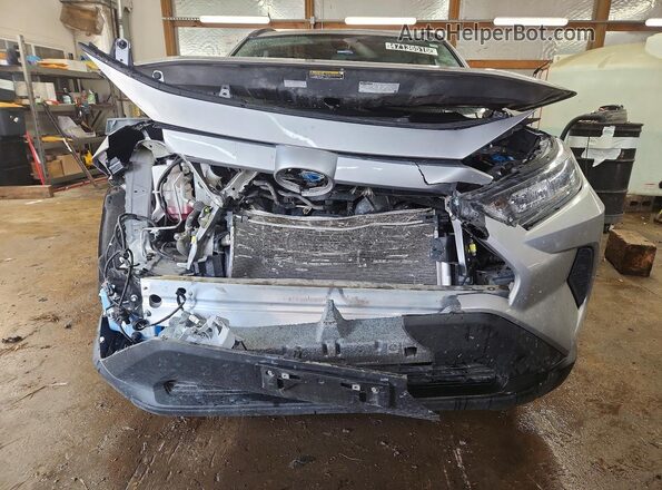4T3MWRFV8NU059839 2022 TOYOTA RAV4 Silver Widok z przodu