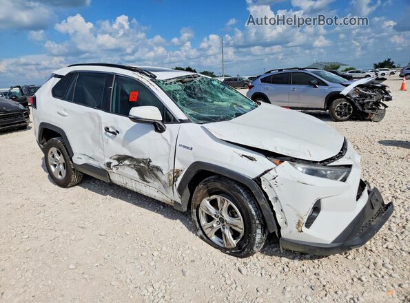 4T3R6RFV6MU015956 2021 TOYOTA RAV4 White Front right
