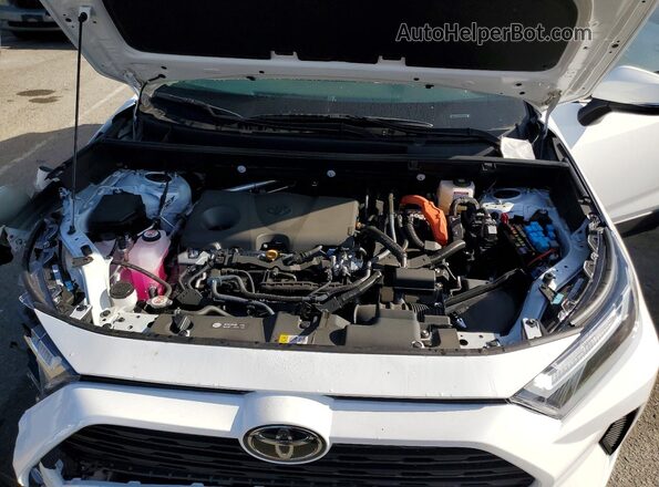 4T3RWRFV0SU209072 2025 TOYOTA RAV4 White Engine compartment view
