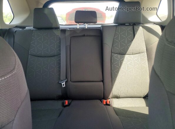 4T3RWRFV1RU133632 2024 TOYOTA RAV4 Burgundy Rear seats view