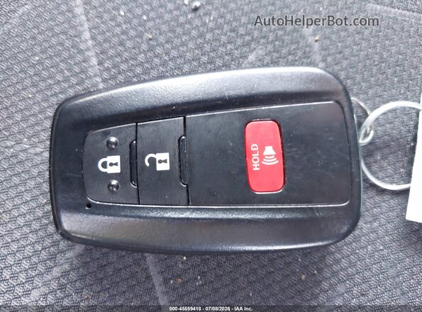 4T3RWRFV3SU183230 2025 TOYOTA RAV4 HYBRID Красный Вид панели приборов