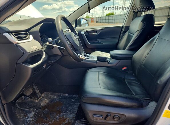 4T3RWRFV4MU043870 2021 TOYOTA RAV4 White Вид салону спереду