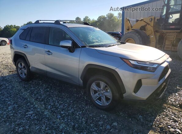 4T3RWRFV6NU063541 2022 TOYOTA RAV4 Silver Przód prawy
