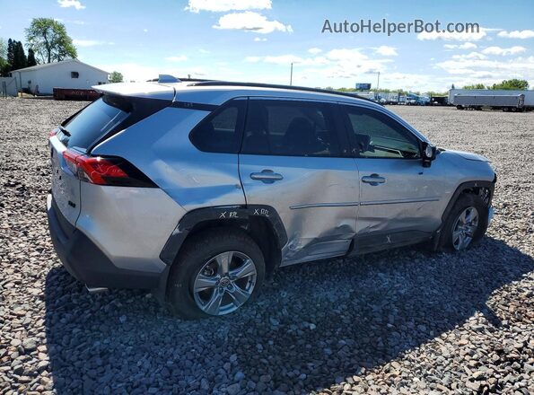 4T3RWRFV9SU211175 2025 TOYOTA RAV4 Silver Задня права чверть