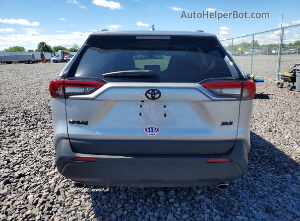 4T3RWRFV9SU211175 2025 TOYOTA RAV4 Silver Вид ззаду