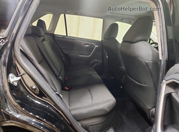 4T3RWRFVXRU149750 2024 TOYOTA RAV4 Black Widok wnętrza z tyłu