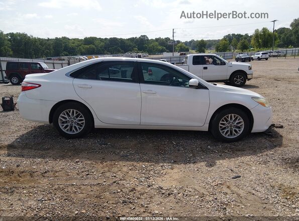 4T4BF1FK0GR540734 2016 TOYOTA CAMRY White Вид задньої частини салону