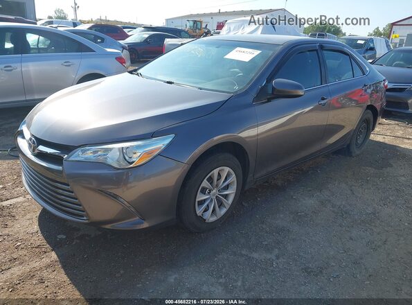 4T4BF1FK0GR555024 2016 TOYOTA CAMRY Gray Առջևի ձախ երեք քառորդ տեսարան