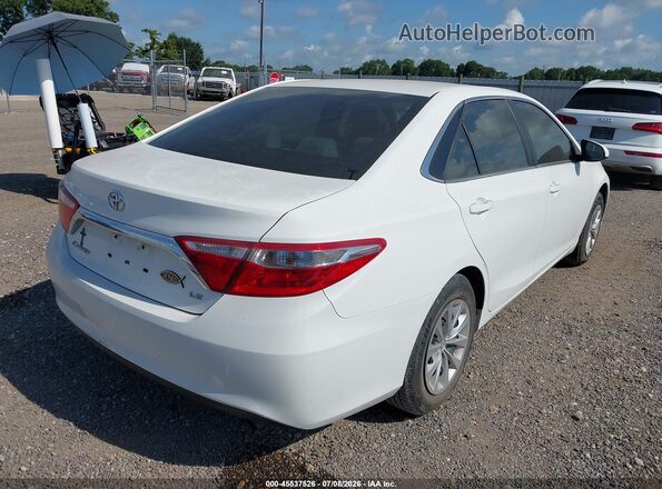 4T4BF1FK0GR580697 2016 TOYOTA CAMRY White Задня права чверть