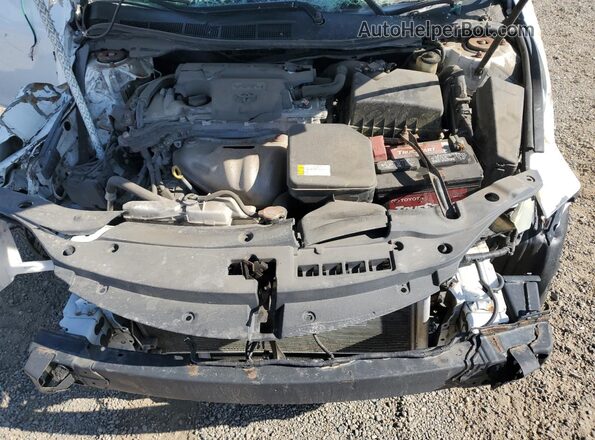 4T4BF1FK3GR535172 2016 TOYOTA CAMRY Белый Вид задней части салона