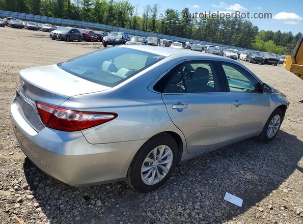4T4BF1FK3GR552540 2016 TOYOTA CAMRY Silver Հետևի աջ