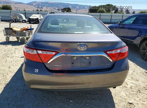 4T4BF1FK3GR579530 2016 TOYOTA CAMRY Charcoal Widok z tyłu