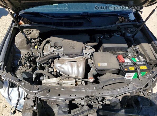 4T4BF1FK3GR579530 2016 TOYOTA CAMRY Charcoal Widok wnętrza z tyłu