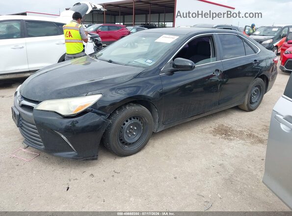 4T4BF1FK4GR537514 2016 TOYOTA CAMRY Черный Передняя левая четверть