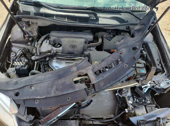 4T4BF1FK5GR549753 2016 TOYOTA CAMRY Gray Widok wnętrza z tyłu