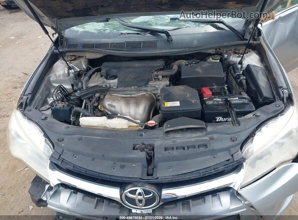 4T4BF1FK5GR565726 2016 TOYOTA CAMRY Silver Vista trasera