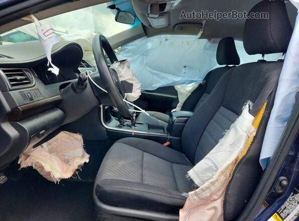 4T4BF1FK7GR516978 2016 TOYOTA CAMRY Blue Front interior view