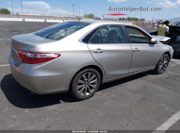 4T4BF1FK7GR562231 2016 TOYOTA CAMRY Золотой Задняя правая четверть