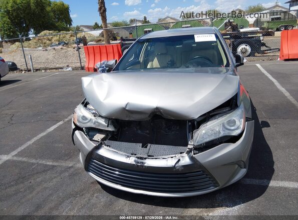 4T4BF1FK7GR562231 2016 TOYOTA CAMRY Золотой Вид щитка приборов
