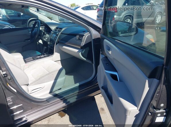 4T4BF1FK7GR569776 2016 TOYOTA CAMRY Gray Vista interior delantera