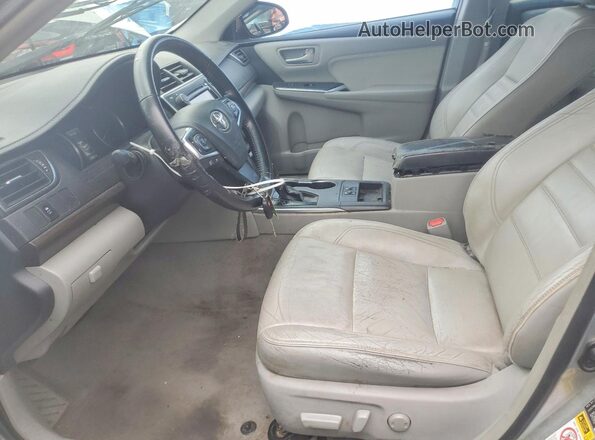 4T4BF1FK7GR574167 2016 TOYOTA CAMRY Silver Вид салону спереду