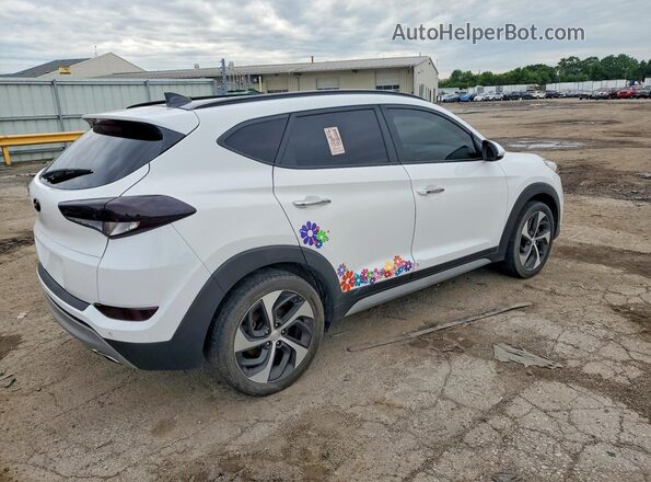 KM8J33A2XJU802493 2018 HYUNDAI TUCSON Белый Передняя правая четверть