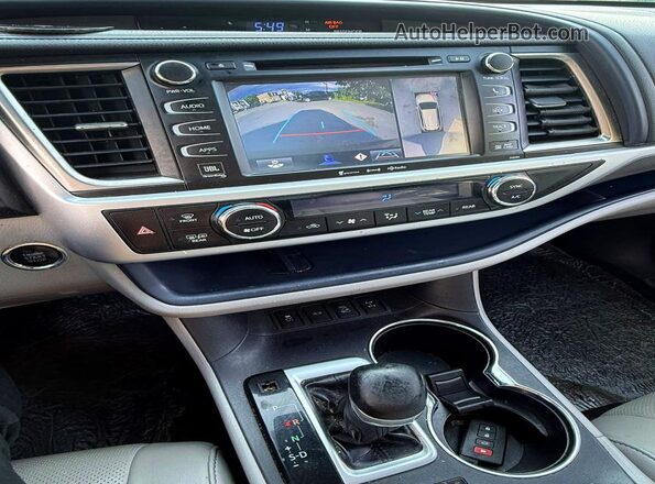 5TDDZRFH7KS983445 2019 TOYOTA HIGHLANDER Black Engine compartment view