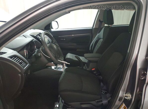 JA4ARUAU3TU002528 2026 MITSUBISHI OUTLANDER Gray წინა სალონის ხედი