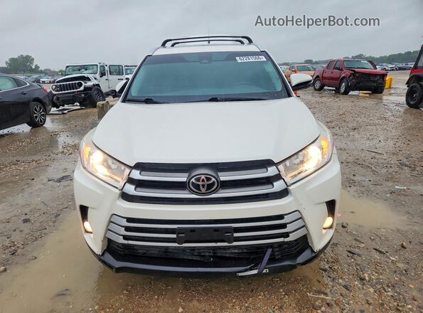 5TDKZRFH5KS572455 2019 TOYOTA HIGHLANDER Белый Вид сзади