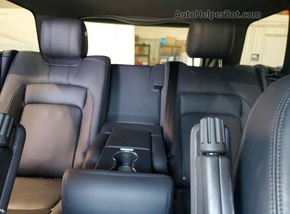 SALGS2SV4JA388738 2018 LAND ROVER RANGE Silver Rear interior view