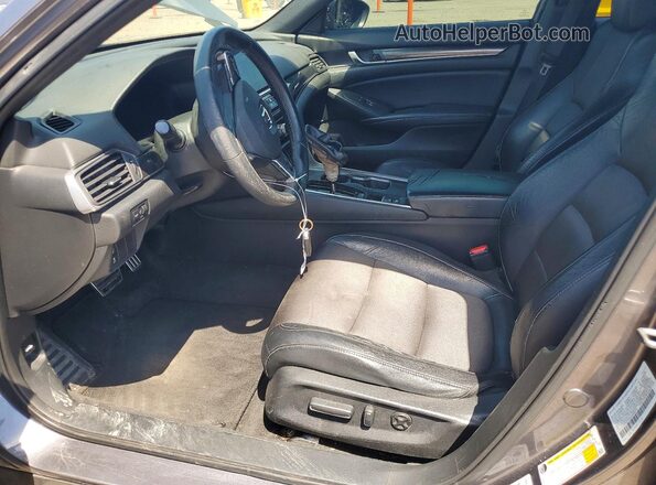 1HGCV1F3XJA056272 2018 HONDA ACCORD Серый Вид панели приборов