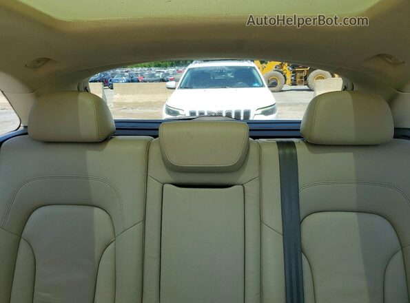 WA1L2AFP4GA119850 2016 AUDI Q5 Silver უკანა სალონის ხედი