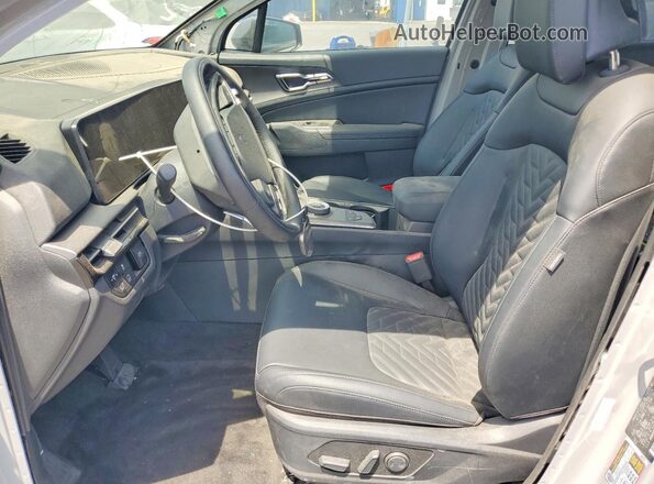 KNDPVDDG4T7292231 2026 KIA SPORTAGE Gray Vista del salpicadero