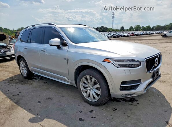 YV4A22PK3J1325851 2018 VOLVO XC90 Silver Widok z przodu