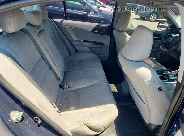 1HGCR2F72HA296634 2017 HONDA ACCORD Blue Widok wnętrza z tyłu