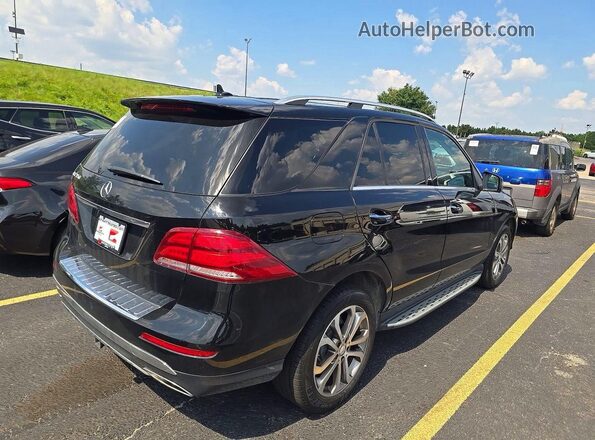 4JGDA5JBXGA723883 2016 MERCEDES-BENZ GLE Черный Вид спереди