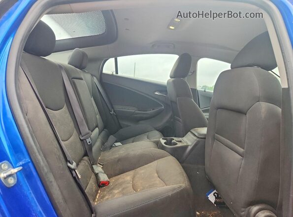 1G1RA6S53HU109761 2017 CHEVROLET VOLT Blue Widok wnętrza z tyłu