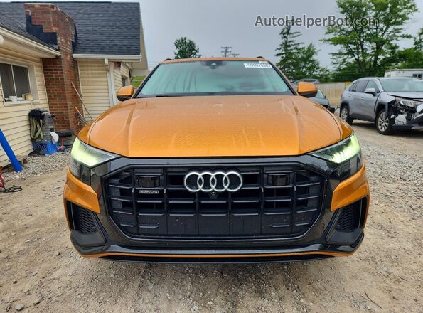 WA1FVAF18LD022109 2020 AUDI Q8 Orange Вид ззаду