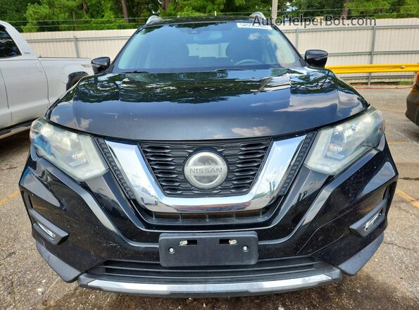 5N1AT2MTXJC778216 2018 NISSAN ROGUE Black Rear view