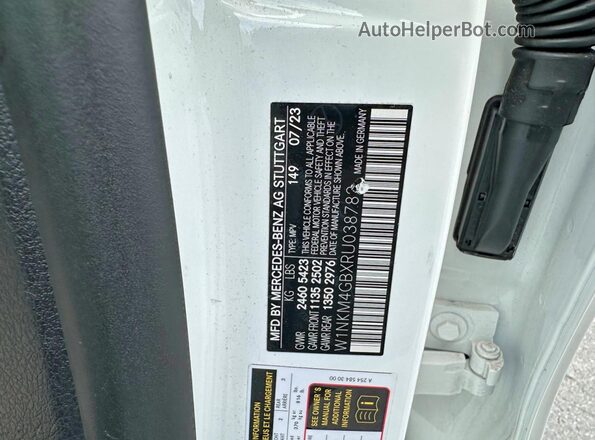 W1NKM4GBXRU038782 2024 MERCEDES-BENZ GLC-CLASS White Vista interior trasera
