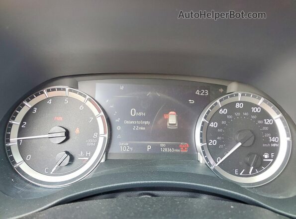 5TDKDRBH2RS533806 2024 TOYOTA HIGHLANDER Красный Вид задних сидений