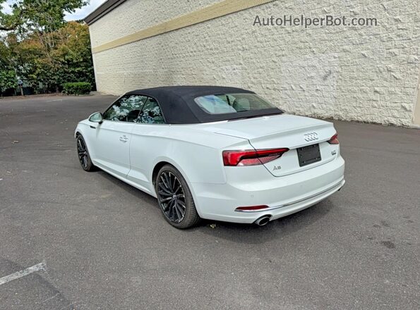 WAUYNGF56JN013336 2018 AUDI A5 Белый Передняя правая четверть