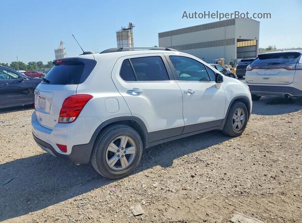 KL7CJLSB2HB238911 2017 CHEVROLET TRAX Белый Передняя правая четверть