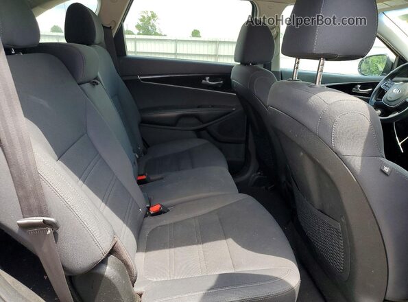 5XYPG4A5XKG488995 2019 KIA SORENTO Silver Շարժիչի բաժամունքի տեսք