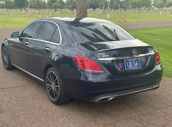 WDDWF8DB9KR482992 2019 MERCEDES-BENZ C-CLASS Синий Передняя правая четверть
