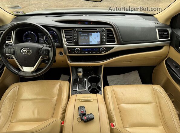 5TDJZRFHXJS897290 2018 TOYOTA HIGHLANDER Black Հետևի նստատեղերի տեսք