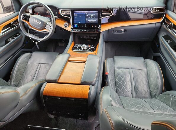 1C4SJVGJ4NS169127 2022 JEEP GRAND Бежевый Вид щитка приборов